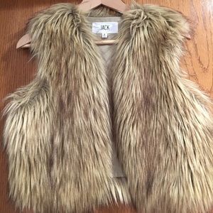 Jack faux fur vest